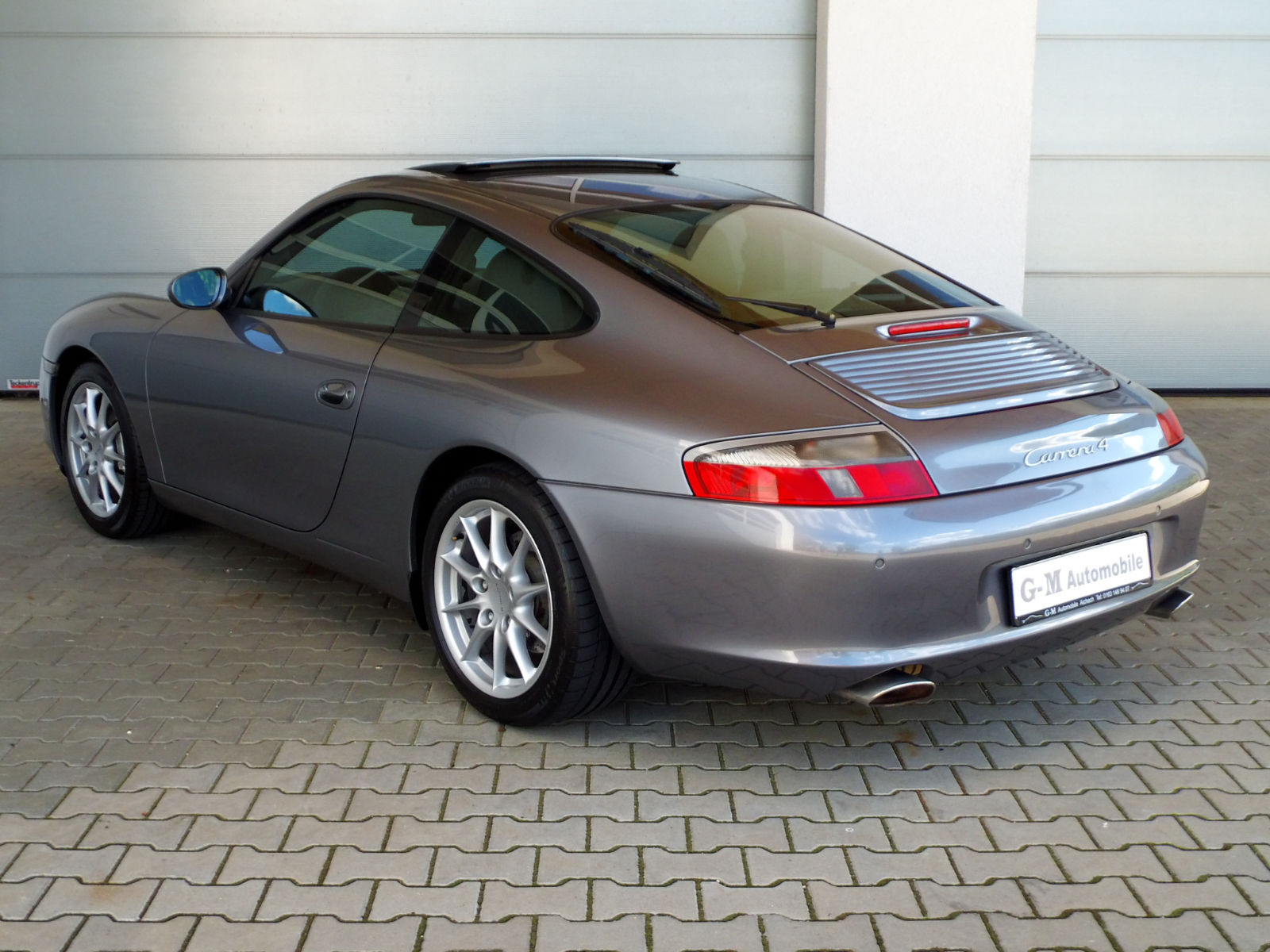 Left hand drive PORSCHE 911 996 CARRERA 4 COUPE